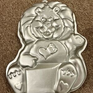 Wilton NWT Brave Heart Lion vintage Cake Pan